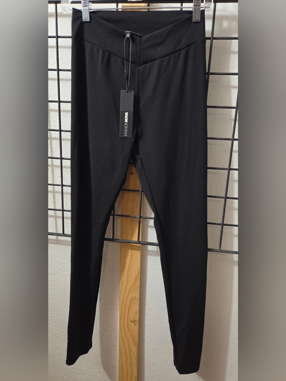 *Fashion Nova Black Women's Pants Waist 15"